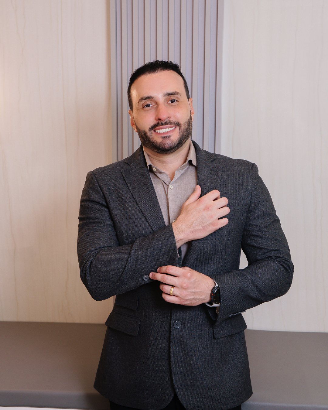 Dr. Felipe Jezini